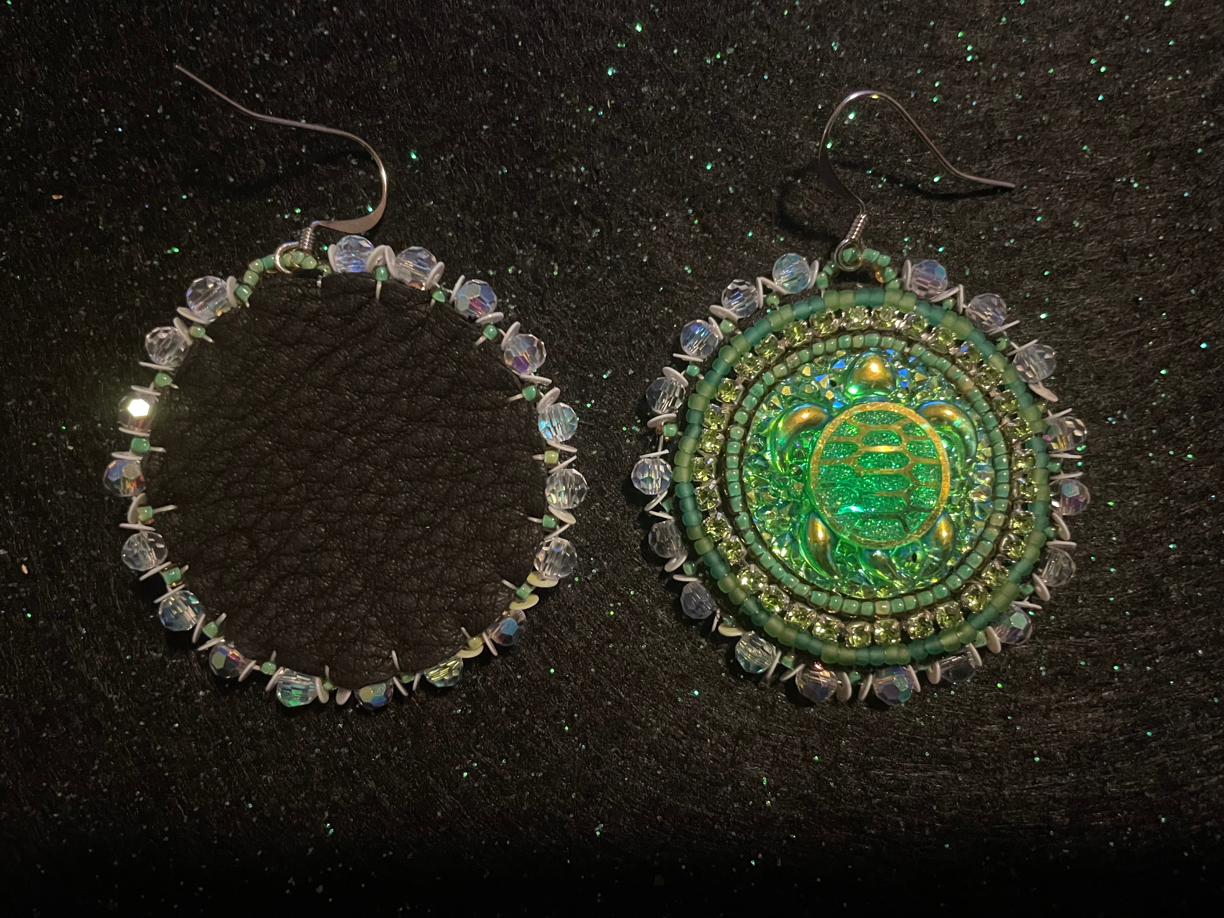 Asteria Brill Green Turtle Beaded Earrings