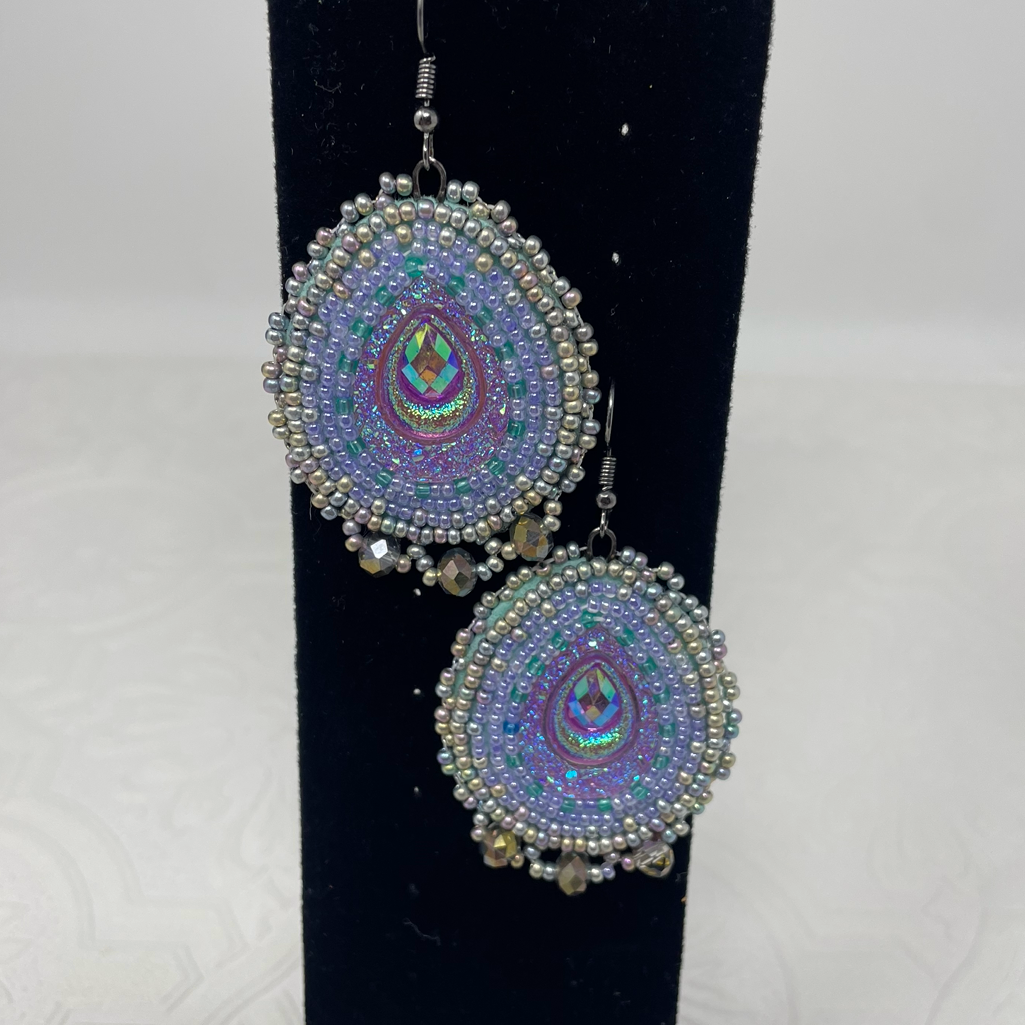 Asteria Brill Purple/Blue Tear Drop Beaded Earrings