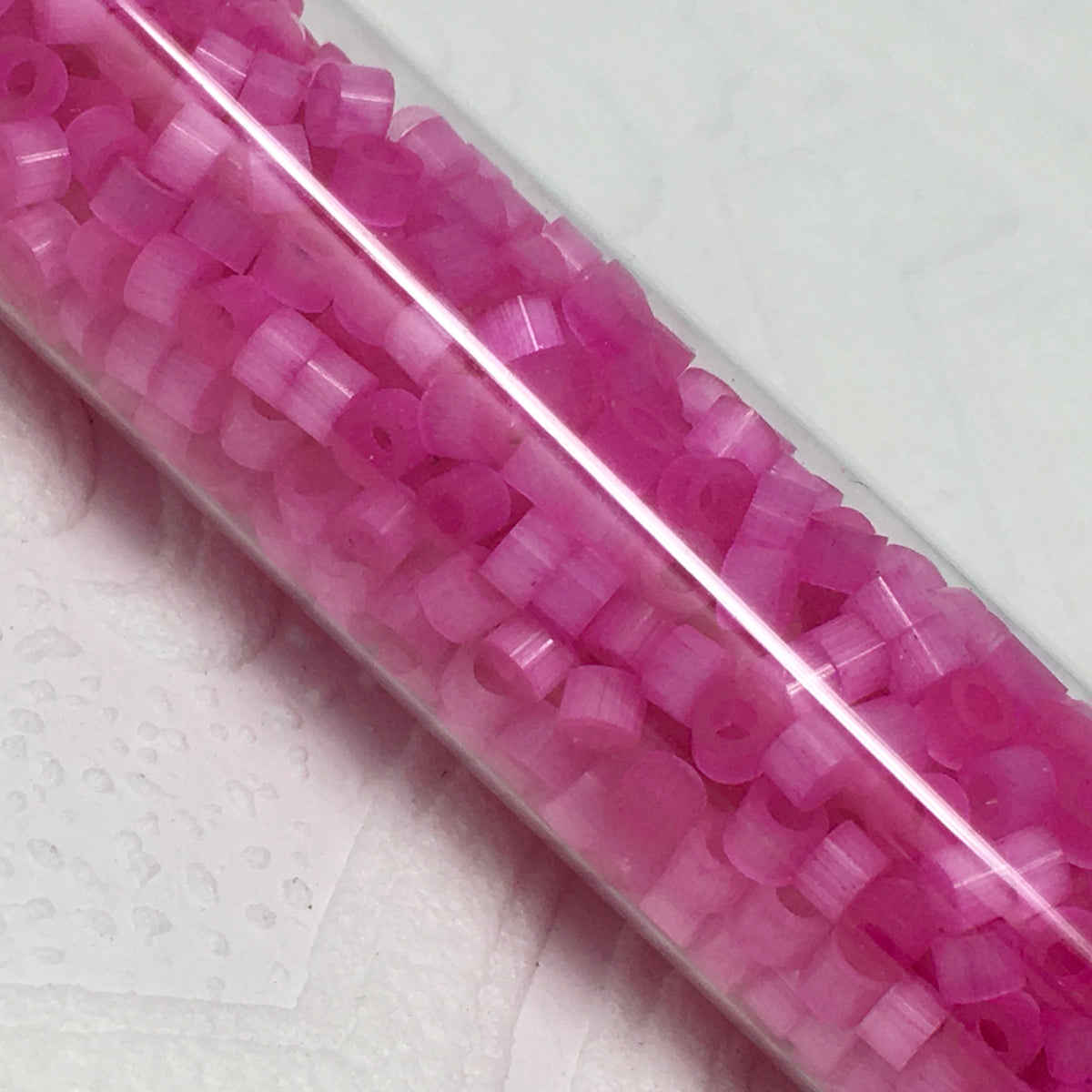 2.5mm Size 15/0 24g tube Cylindica Seed Beads Lipstick