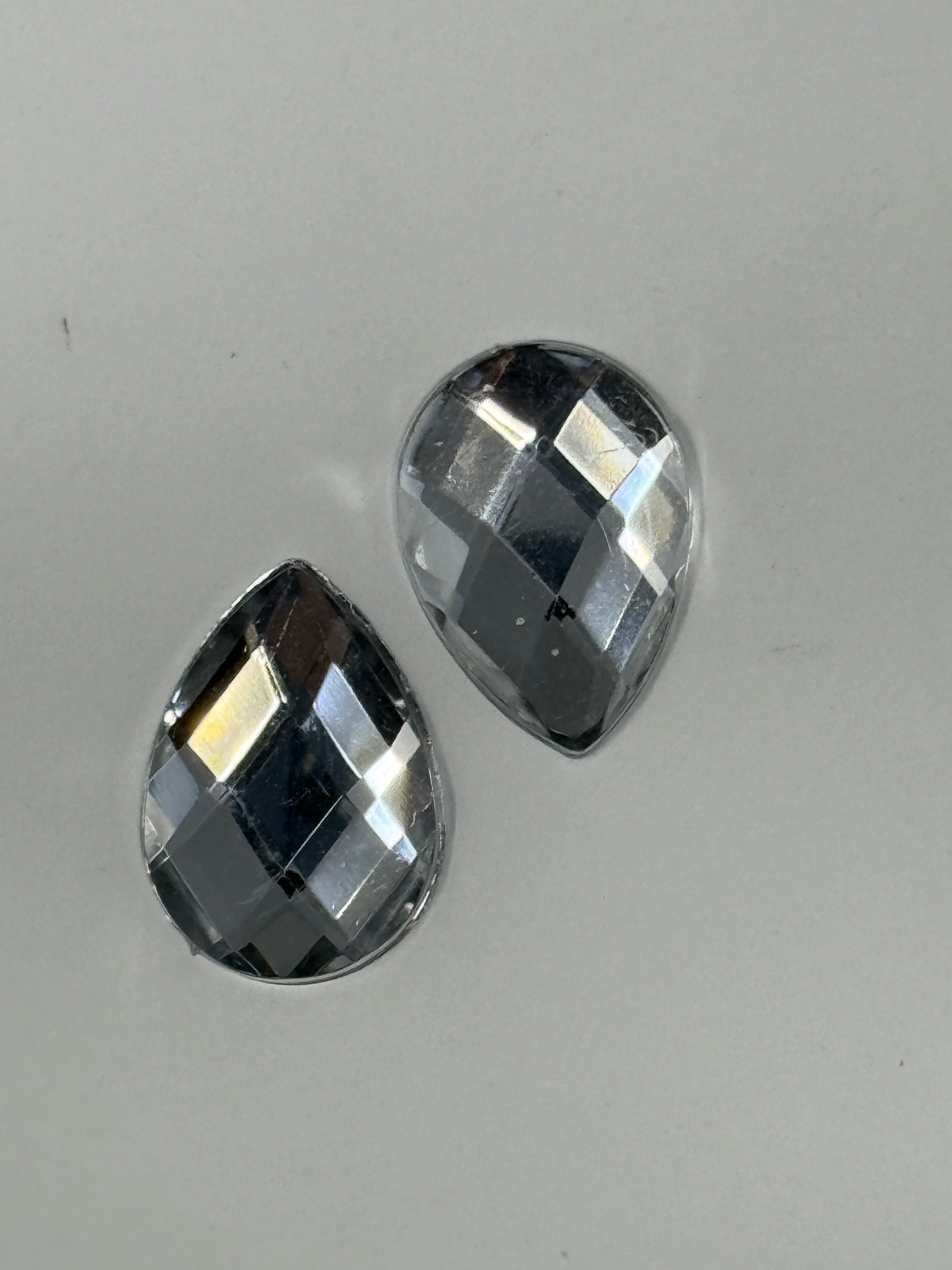 Rhinestone Earring Center Pair