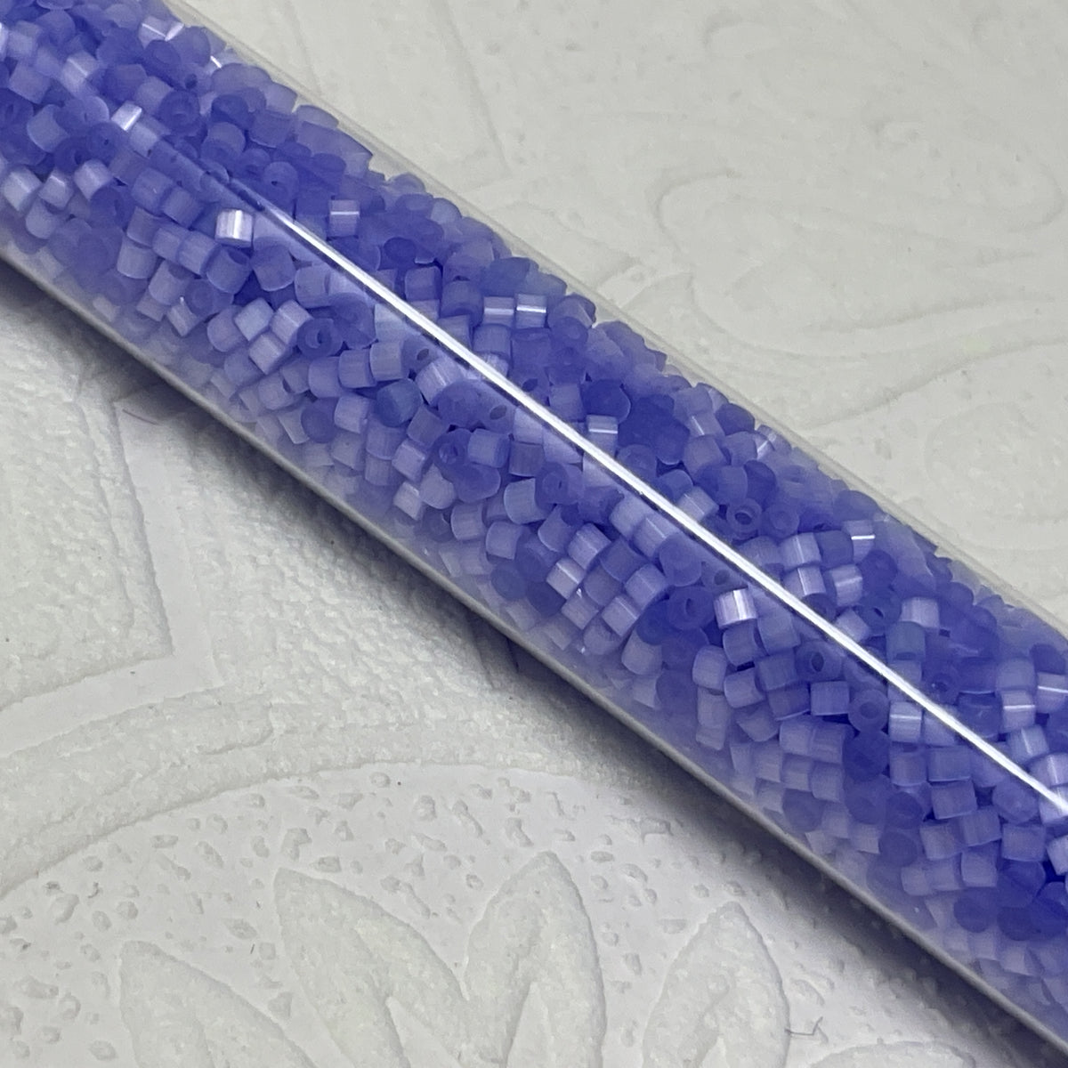 1.6mm Size 15/0 24g tube Cylindica Seed Beads Iris