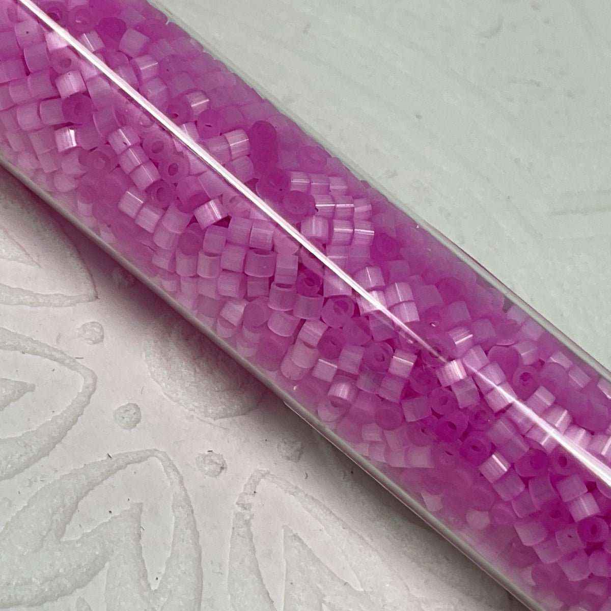 1.6mm Size 15/0 24g tube Cylindica Seed Beads Flamingo