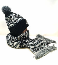 Load image into Gallery viewer, 49 Dzine Black and White Toque and Scarf Set
